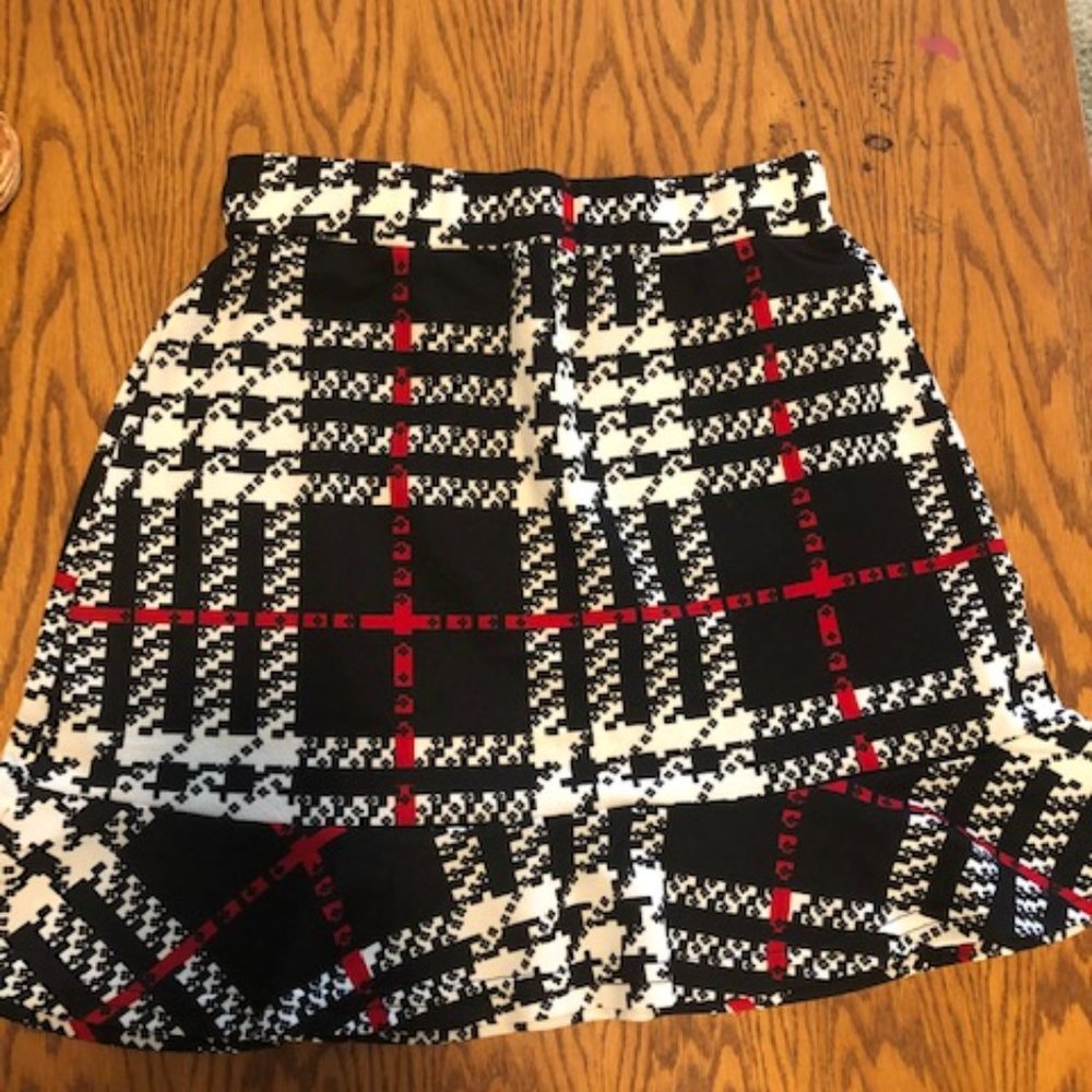 Form Fitted Flare Skirt